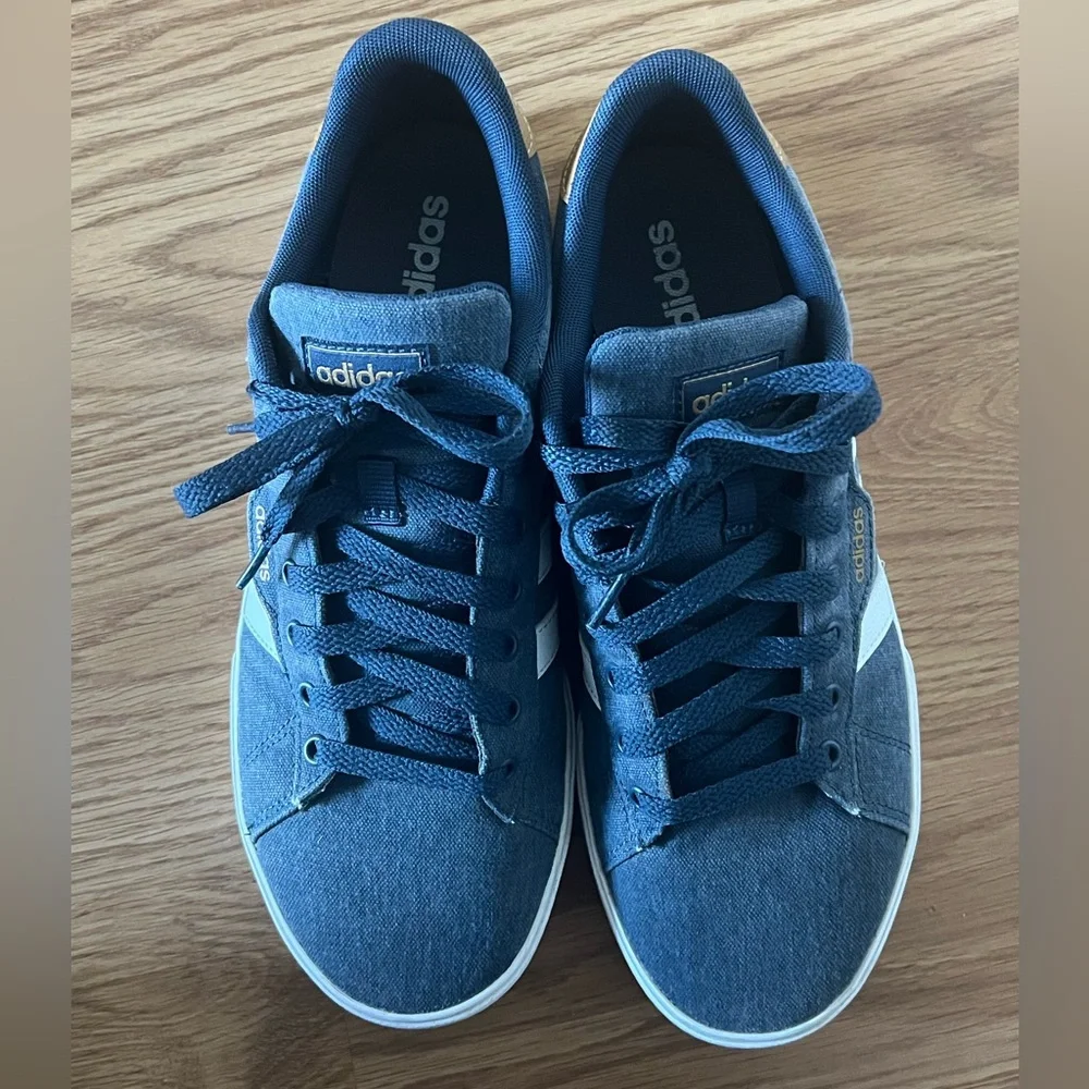 adidas stylish sneakers